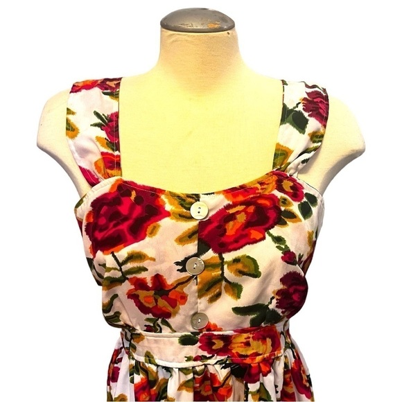 Selina Studio Sweetheart Fit & Flare Sundress in Vibrant Floral on White - Picture 2 of 13